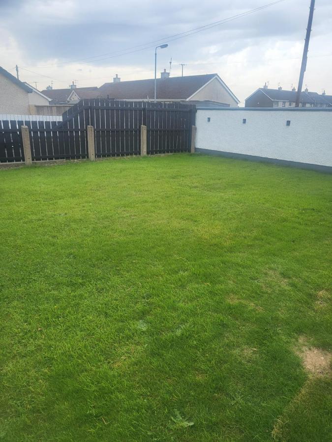 Binevenagh View, Magilligan Holiday Let Limavady Exterior photo